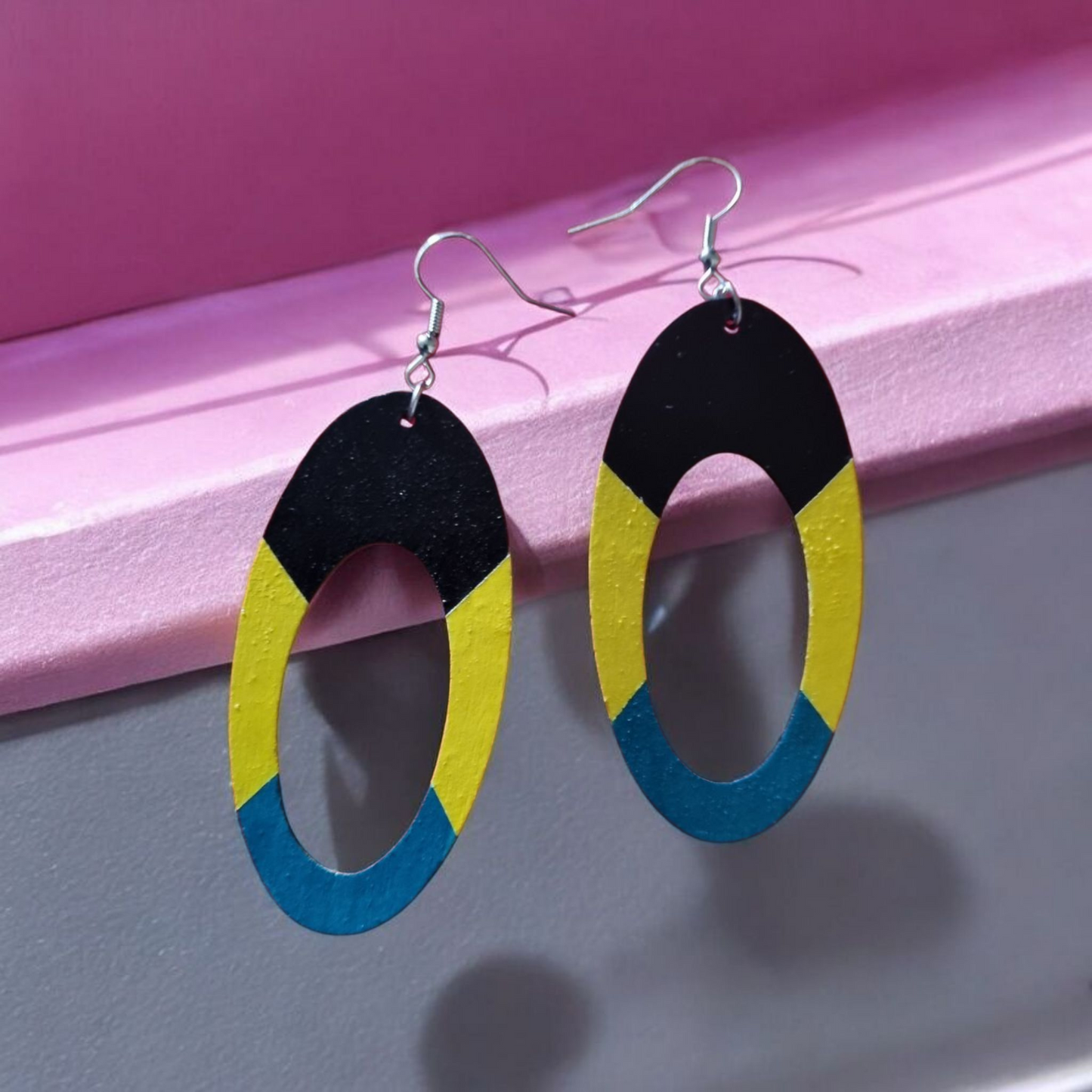 Jamaican-Style Dangle Earring