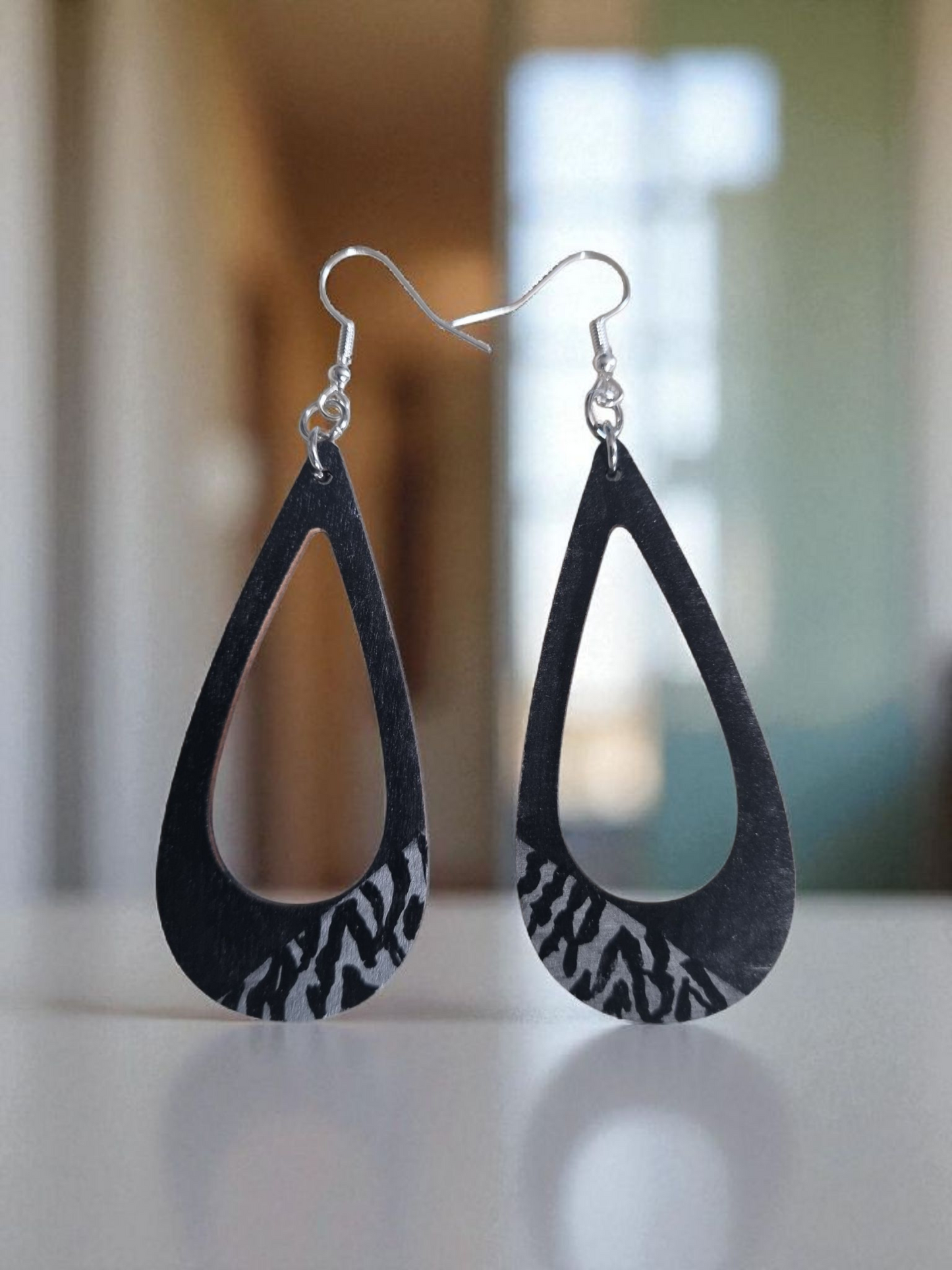 Tiger Teardrop Dangle Earrings