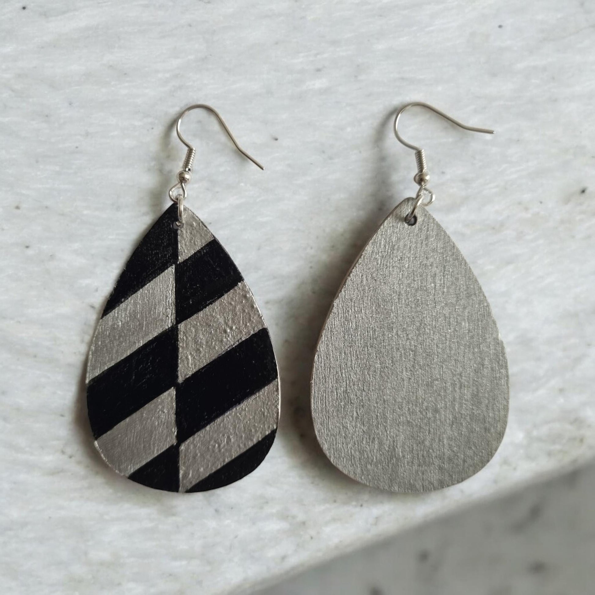 Silver & Black Teardrop Earrings