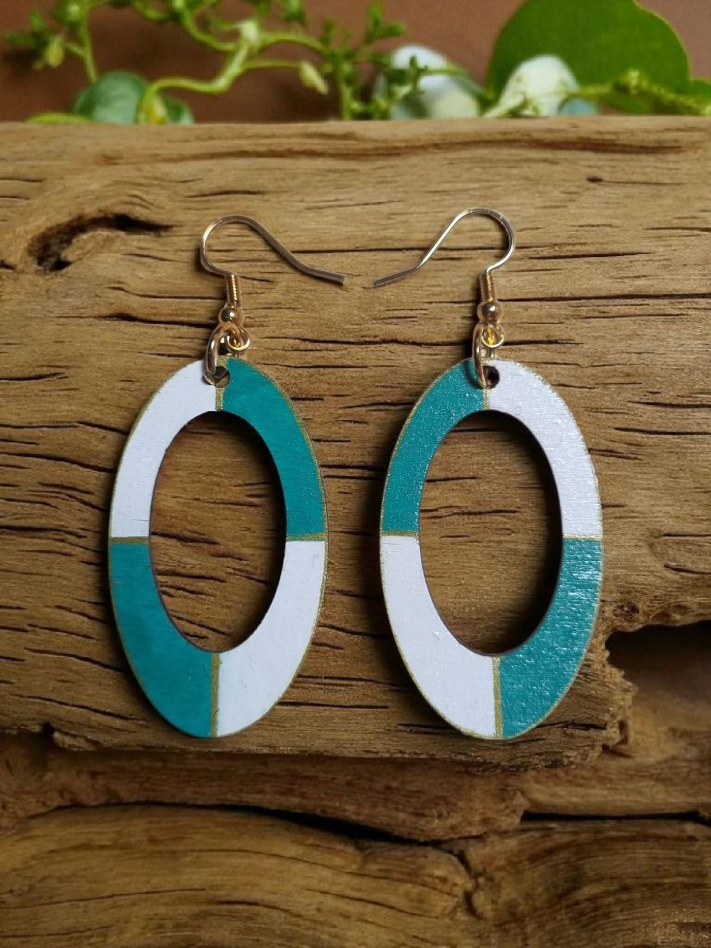 Green & White Geometric Style Earring